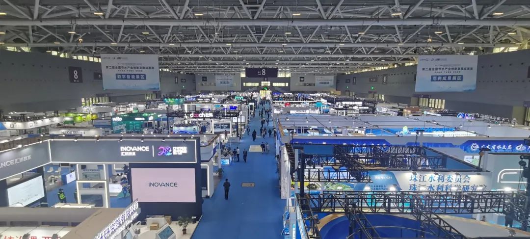 南京水杯子應(yīng)急直飲水車煥新升級亮相助力深圳水展